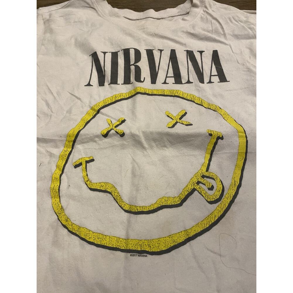 Nirvana Smiley Face T-shirt Adult Medium 2017 Graphic Tee. Slightly Stained